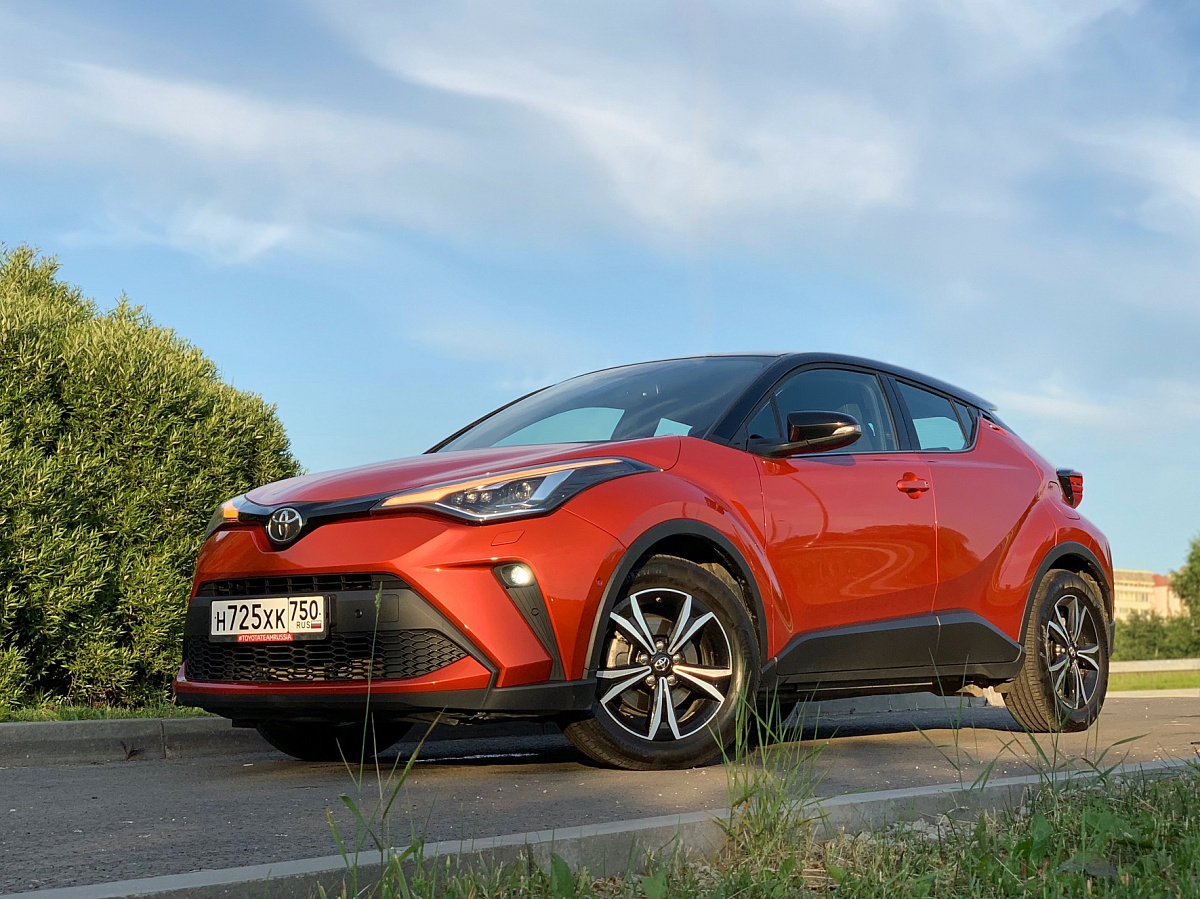 Pokemon: test drive Toyota C-HR